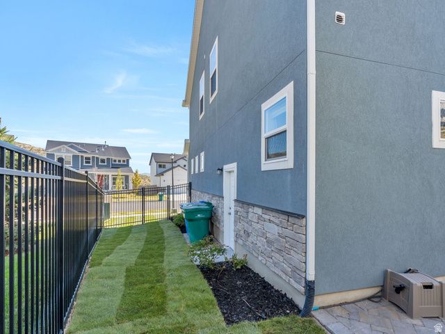 2136 W NORTHRIDGE DR, Lehi, UT 84048