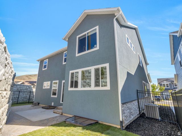 2136 W NORTHRIDGE DR, Lehi, UT 84048