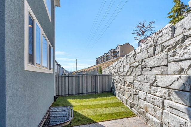 2136 W NORTHRIDGE DR, Lehi, UT 84048