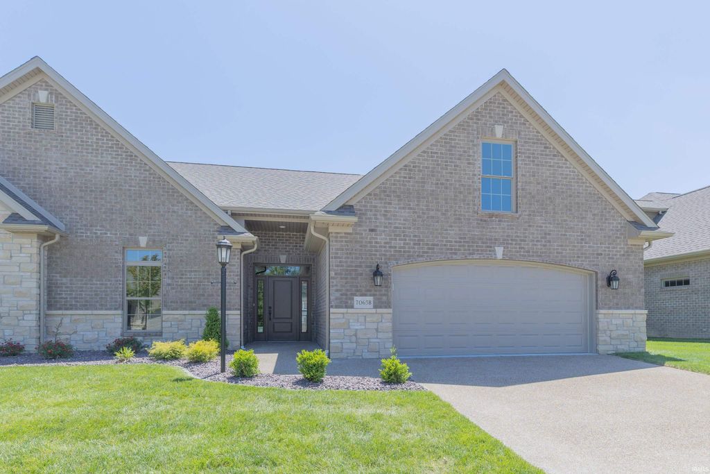 7065 Ironwood Circle B, Newburgh, IN 47630
