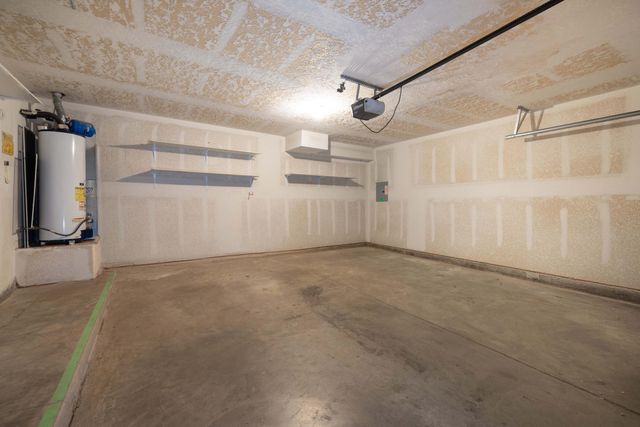 570 Eastlake Drive SE, Rio Rancho, NM 87124