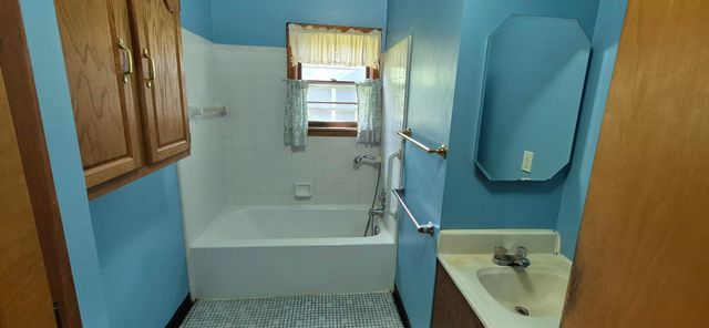 617 Oscar, North Muskegon City, MI 49445