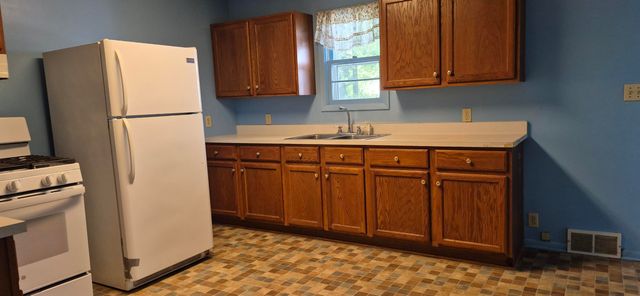 617 Oscar, North Muskegon City, MI 49445