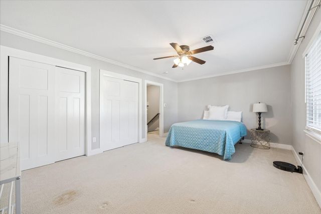 2415 Jamestown Mall 23, Houston, TX 77057