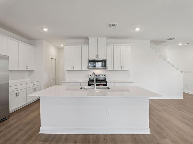 2178 WILDBERRY ROAD, Minneola, FL 34715