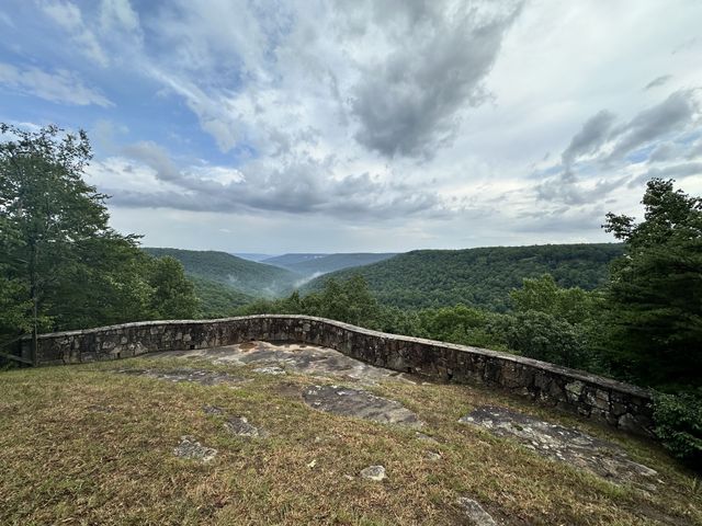 2451 Clifftops Ave, Monteagle, TN 37356