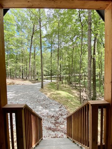 2451 Clifftops Ave, Monteagle, TN 37356