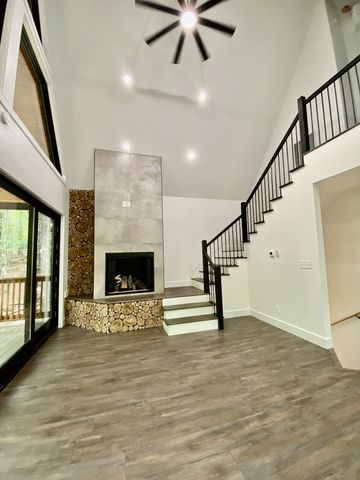 2451 Clifftops Ave, Monteagle, TN 37356