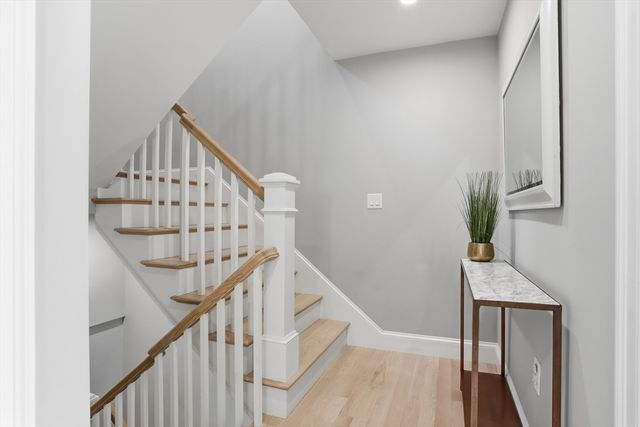 36 Neillian Street 36, Bedford, MA 01730