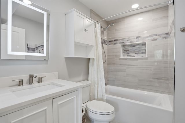 36 Neillian Street 36, Bedford, MA 01730