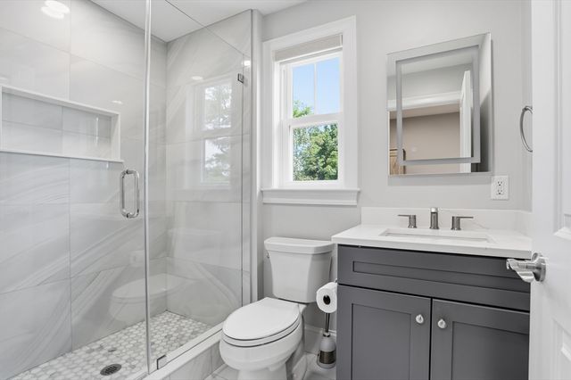36 Neillian Street 36, Bedford, MA 01730