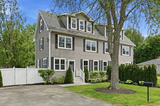 36 Neillian Street 36, Bedford, MA 01730