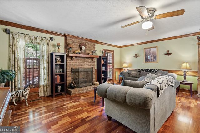 140 E Allison Circle, Carrollton, GA 30117