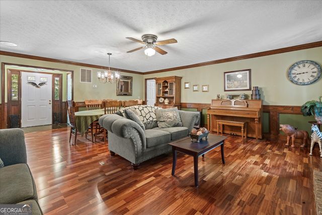 140 E Allison Circle, Carrollton, GA 30117