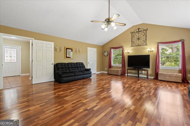 140 E Allison Circle, Carrollton, GA 30117