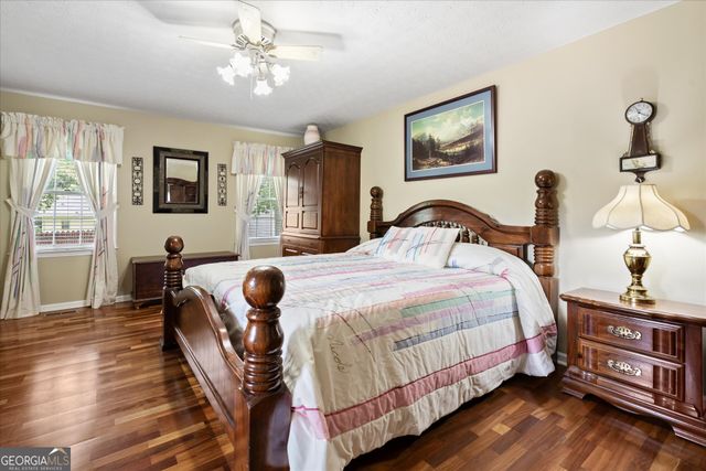 140 E Allison Circle, Carrollton, GA 30117