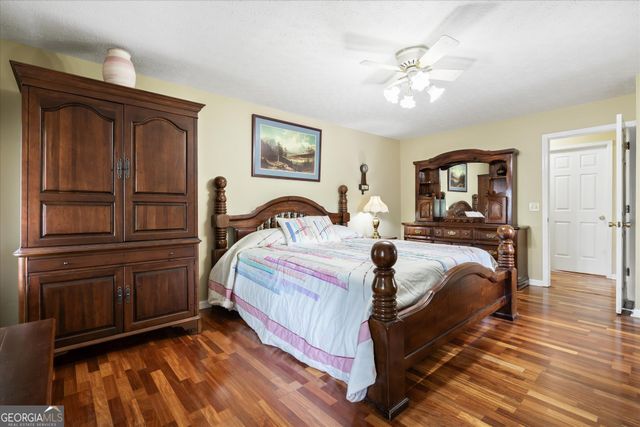 140 E Allison Circle, Carrollton, GA 30117