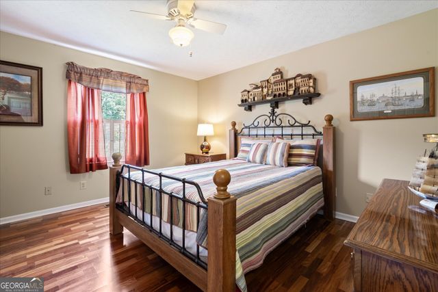 140 E Allison Circle, Carrollton, GA 30117