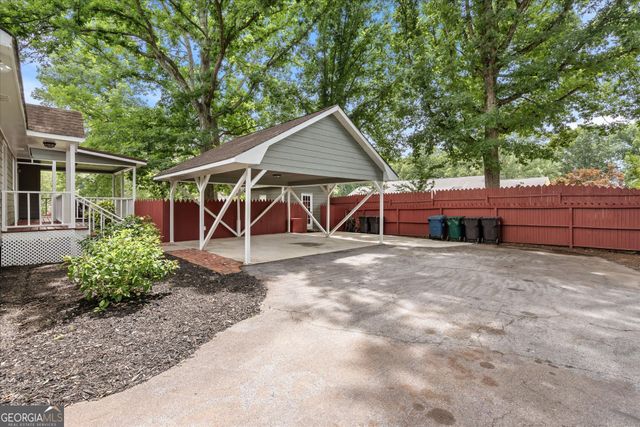 140 E Allison Circle, Carrollton, GA 30117