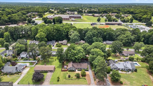 140 E Allison Circle, Carrollton, GA 30117