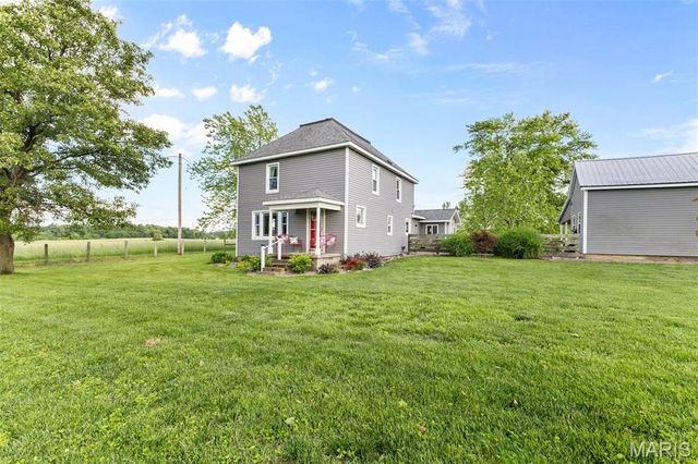 5704 Feezor Road, Farmington, MO 63640