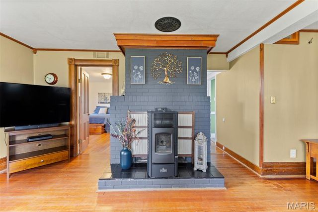 5704 Feezor Road, Farmington, MO 63640