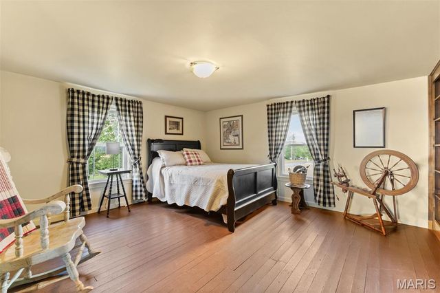 5704 Feezor Road, Farmington, MO 63640