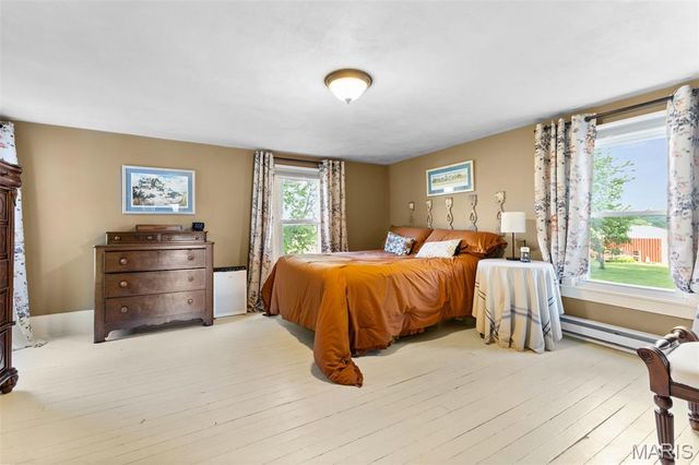 5704 Feezor Road, Farmington, MO 63640