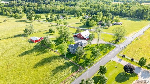 5704 Feezor Road, Farmington, MO 63640