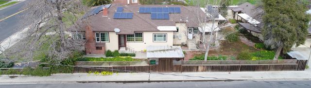 1301 N Douty, Hanford, CA 93230