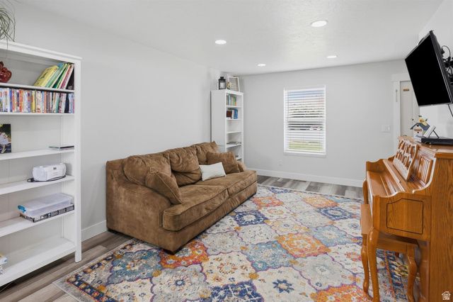 999 N 900 W, West Bountiful, UT 84087