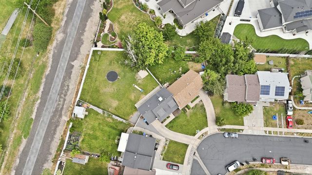 999 N 900 W, West Bountiful, UT 84087