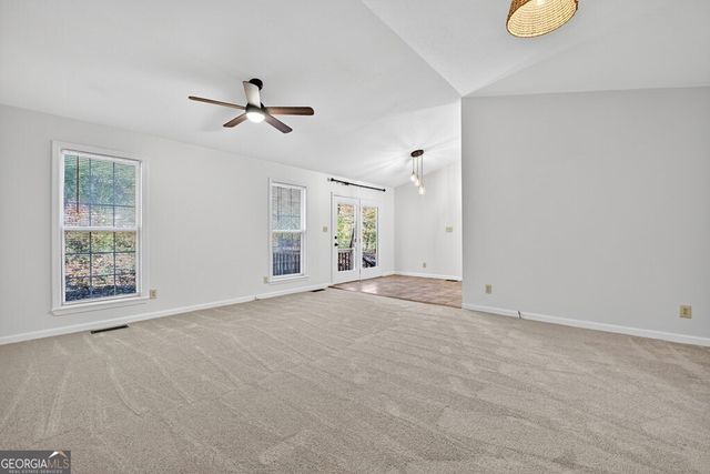 20 Riverwood Drive, Blue Ridge, GA 30513