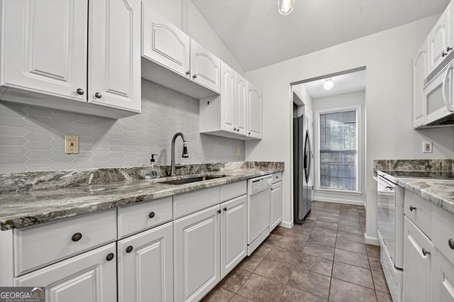 20 Riverwood Drive, Blue Ridge, GA 30513