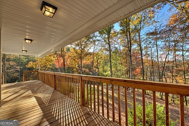 20 Riverwood Drive, Blue Ridge, GA 30513