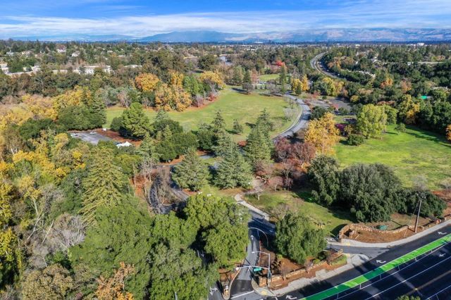 15016 Briggs Court, Los Gatos, CA 95032