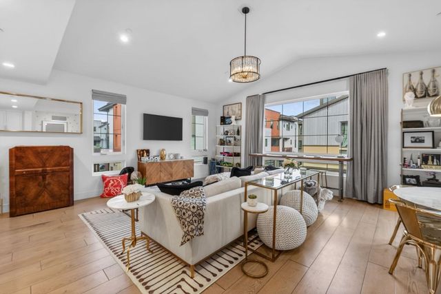 15016 Briggs Court, Los Gatos, CA 95032