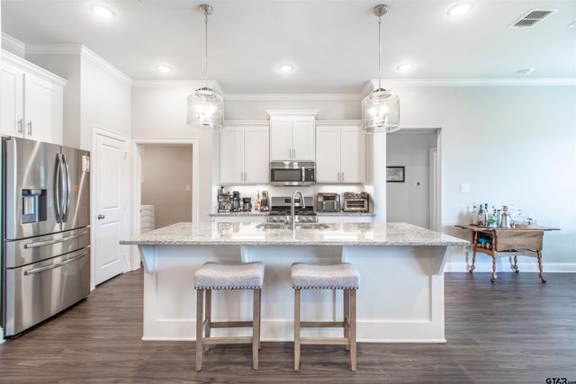 227 Amanda Ave, Bullard, TX 75757