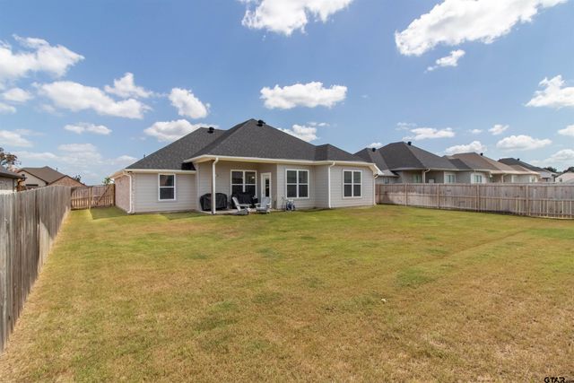227 Amanda Ave, Bullard, TX 75757