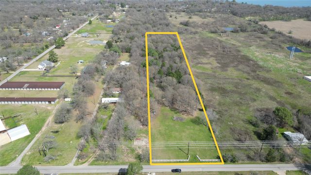 212 E Will White Road, Tool, TX 75143