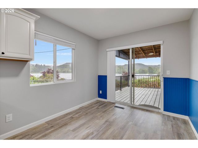 885 E BRIDGE St, Vernonia, OR 97064