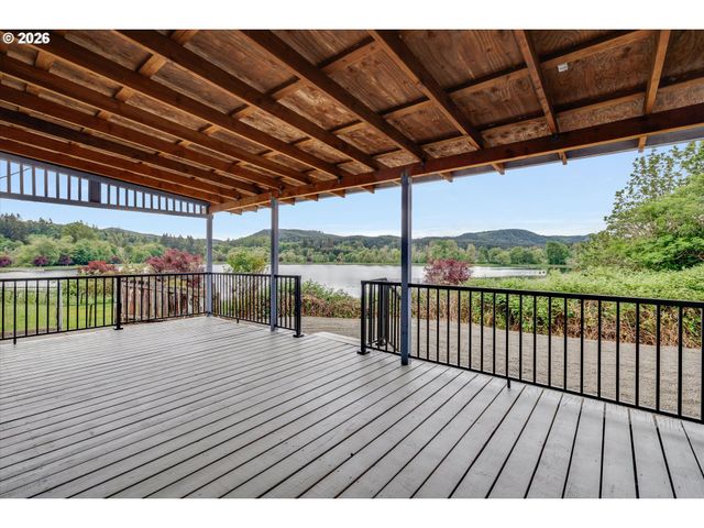 885 E BRIDGE St, Vernonia, OR 97064