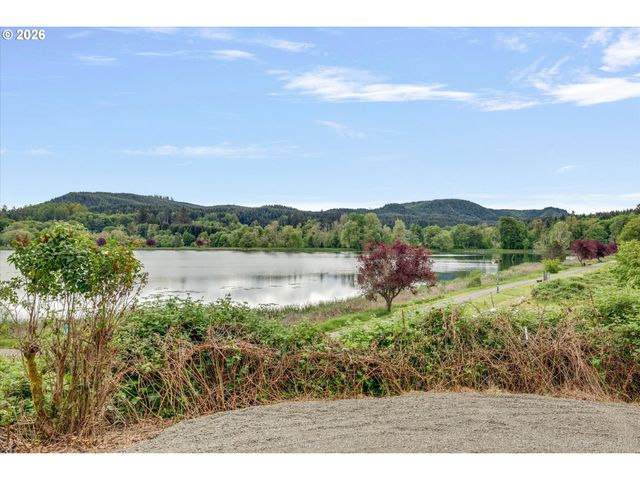 885 E BRIDGE St, Vernonia, OR 97064