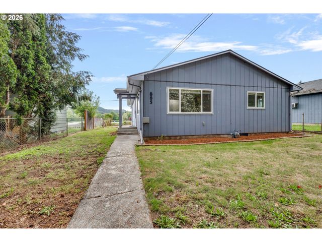 885 E BRIDGE St, Vernonia, OR 97064