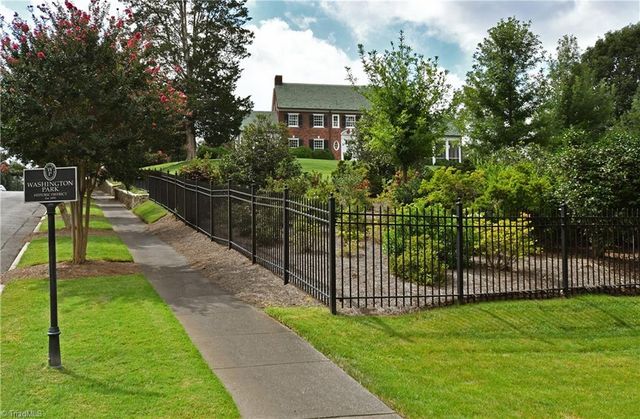 518 Cascade Avenue, Winston-salem, NC 27127