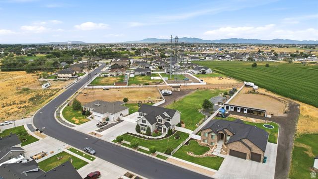 3130 W 2025 S, West Haven, UT 84401