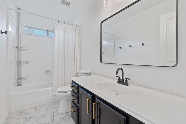 17813 Box Canyon TER, Round Rock, TX 78681