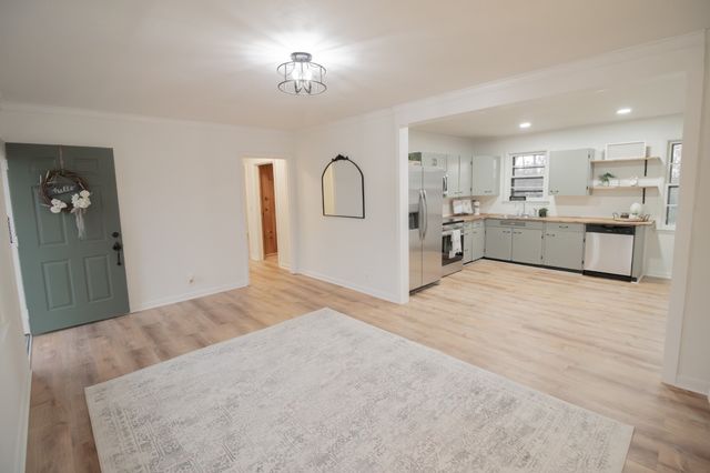 2907 Dunmore Dr, Nashville, TN 37214