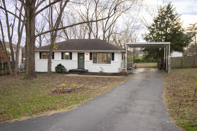 2907 Dunmore Dr, Nashville, TN 37214