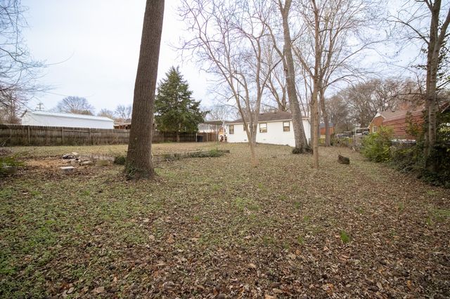 2907 Dunmore Dr, Nashville, TN 37214